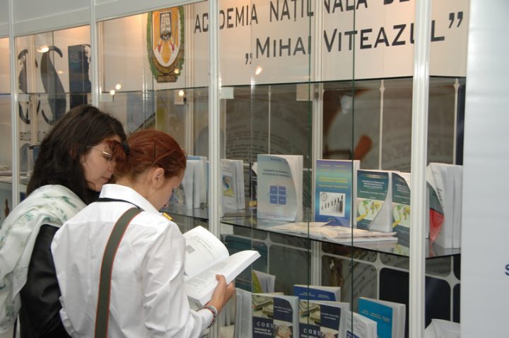 Animv ANIMV, şcoala românească de intelligence - Revista Intelligence